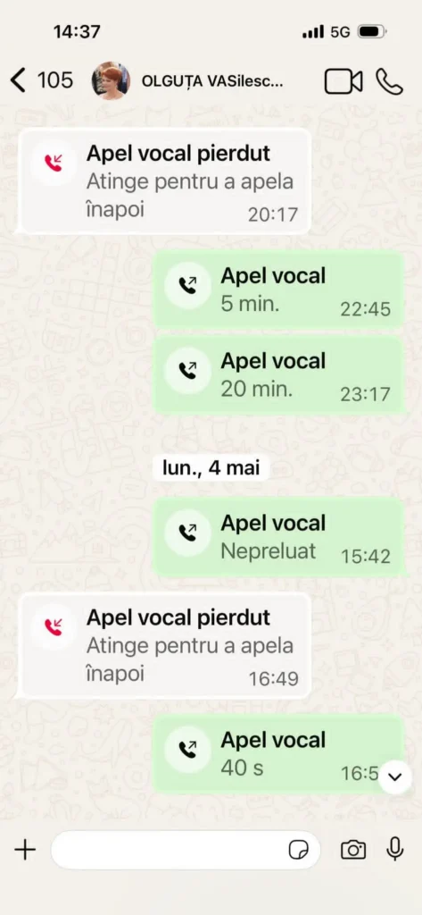 Chat screenshot showing missed voice call notifications in WhatsApp, with Romanian labels like 'Apel vocal pierdut' and timestamps on messages.