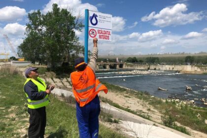 Scăldatul în Dunăre și râuri, interzis. Avertisment ABA Jiu