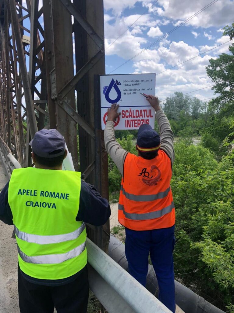 Scăldatul în Dunăre și râuri, interzis. Avertisment ABA Jiu - Jurnalul Olteniei – Știri din Craiova și Oltenia Scăldatul în Dunăre și râuri, interzis. Avertisment ABA Jiu