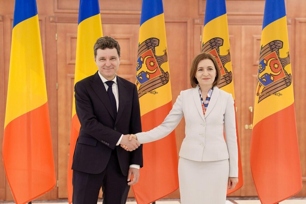 Unirea cu Moldova: Peste 70% dintre români spun DA