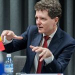 Nicușor Dan câștigă procesul cu AEP