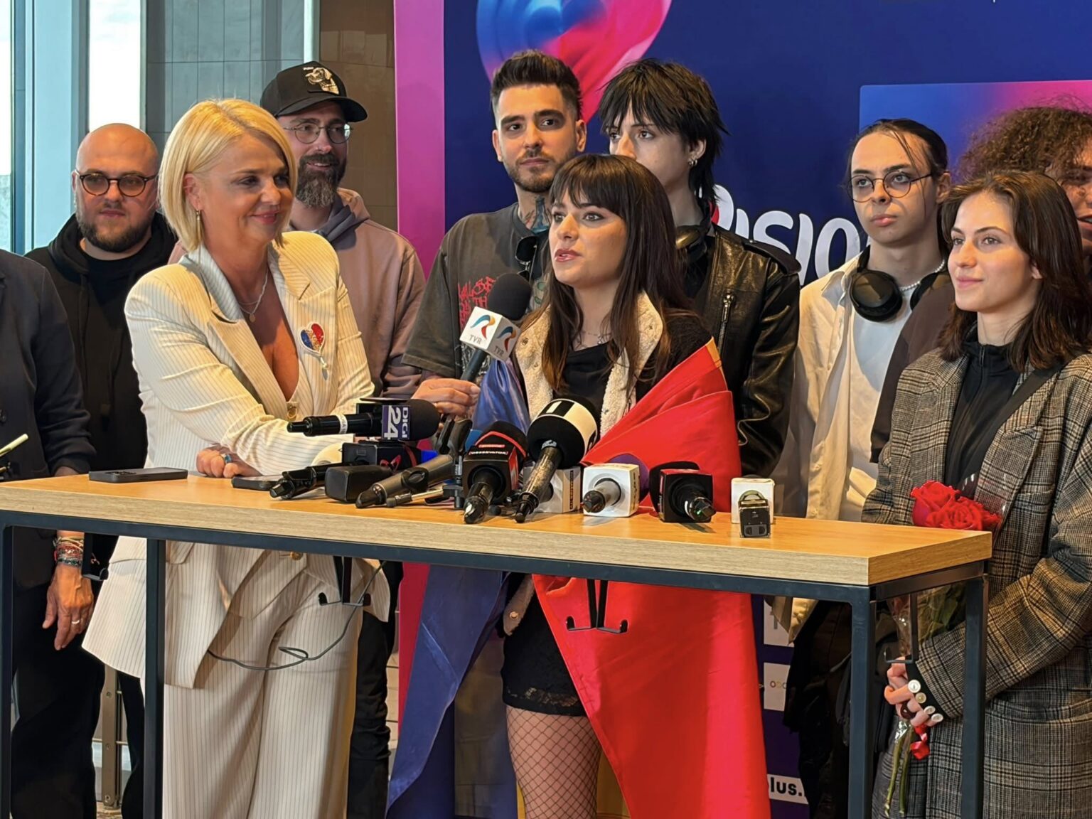 Alexandra Căpitănescu a revenit în țară. Foto: Facebook/ Eurovision Romania