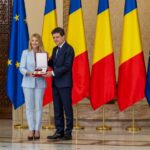 Nadia Comăneci, decorată cu Ordinul Naţional „Steaua României” în grad de Mare Cruce