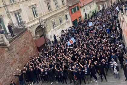 Peluza Nord Craiova nu l-a impresionat pe Alex Chipciu