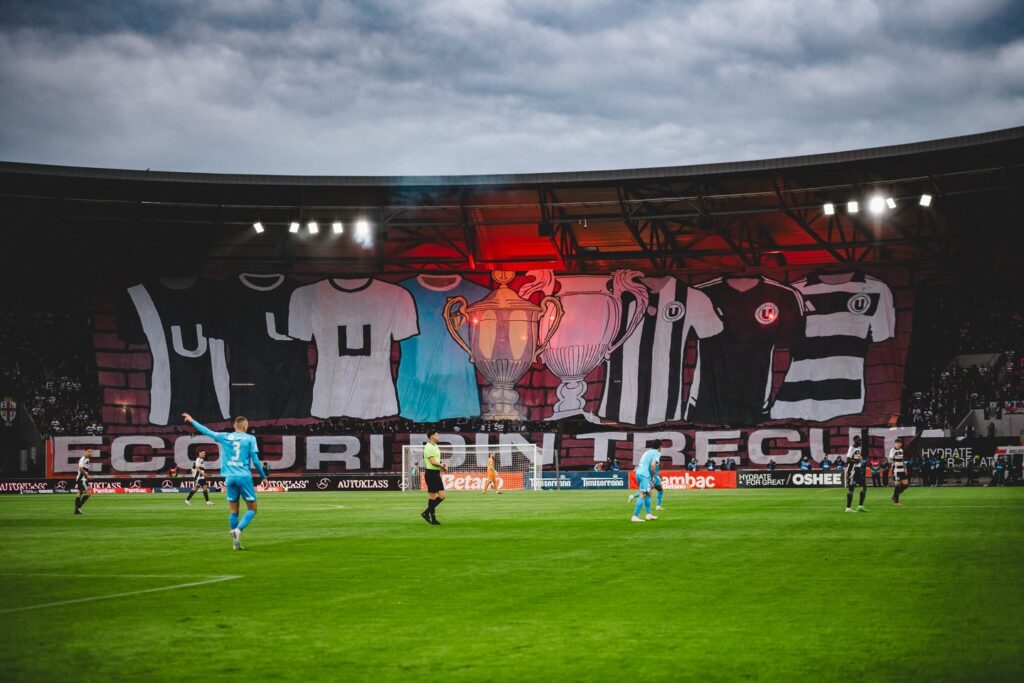 Peluza Nord Craiova nu l-a impresionat pe Alex Chipciu