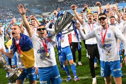 Primăria Craiova îi face cetățeni de onoare ai orașului pe Filipe Coelho și pe alb-albaștri