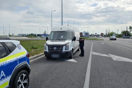 Craiova: Razie la Aeroport. Paznic beat și amenzi mari