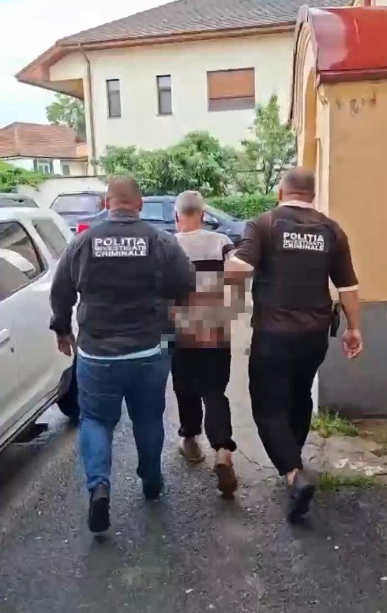 Craiova: Prins de victimă pe stradă și arestat de poliție