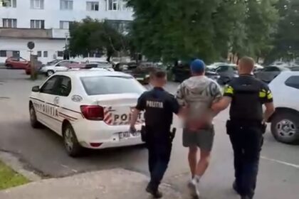 Craiova: Și-a jefuit gazda și a fost băgat în arest