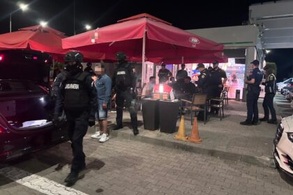 Râmnicu Vâlcea sub supraveghere: razie nocturnă a poliției