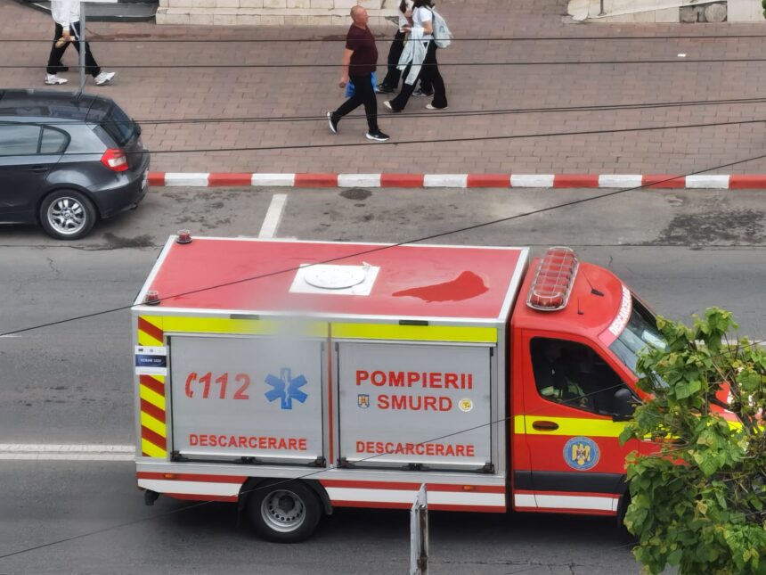 Accident la Târgu Jiu, patru persoane implicate