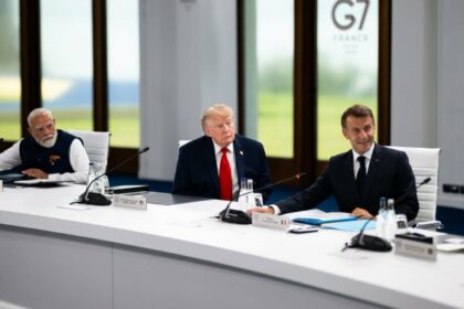 Donald Trump și Emmanuel Macron. Foto: Facebook/The White House