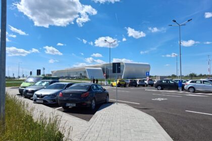 Parcare nouă la Aeroportul Craiova