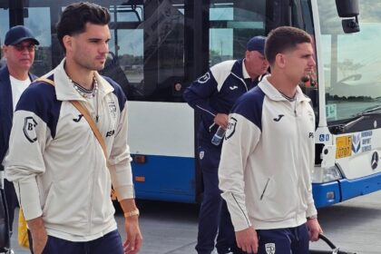 Ianis Hagi e optimist, cu tatăl său pe banca României