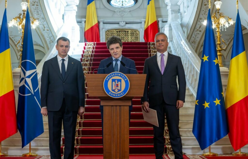Nicușor Dan și premierul desemnat, Adrian Veștea. Foto: presidency.ro
