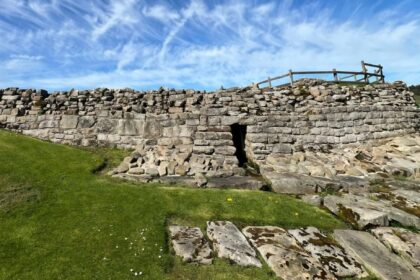 Au fost găsiți cei mai vechi papuci de baie din lume. Foto: Facebook/ The Vindolanda Trust