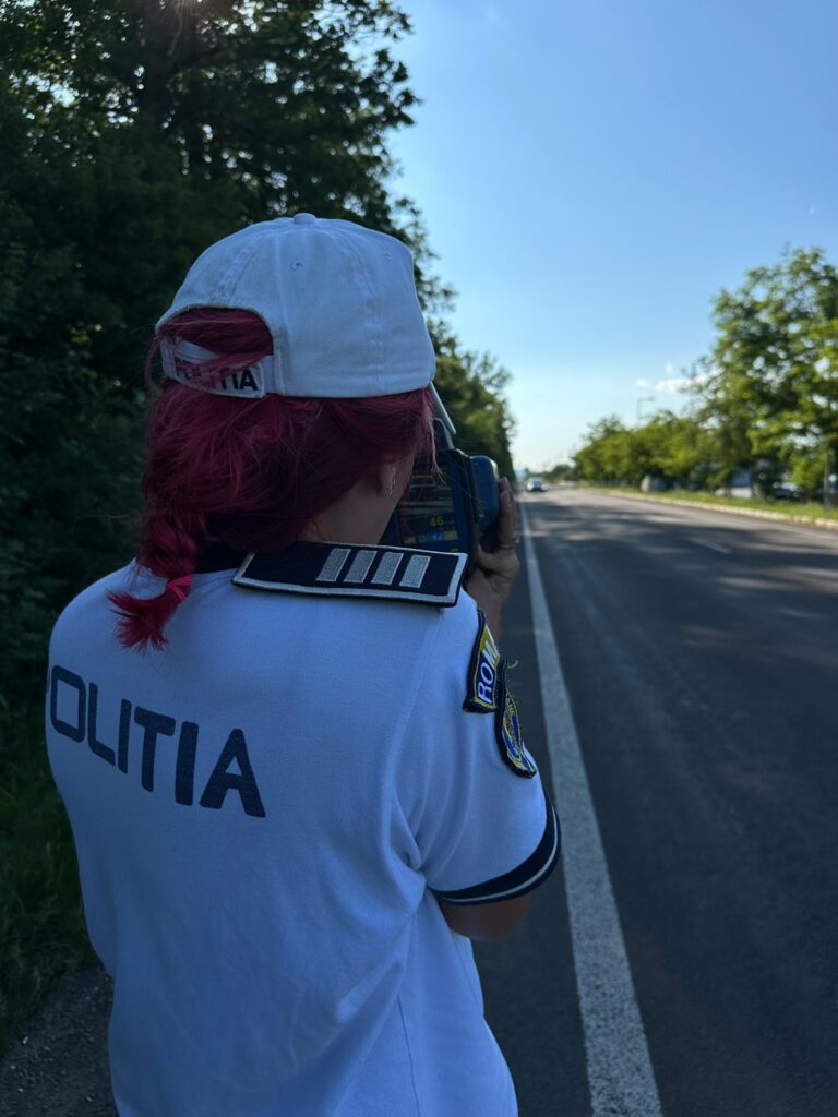 Acțiune fulger pe DN6: zeci de șoferi au rămas fără permis - Jurnalul Olteniei – Știri din Craiova și Oltenia Acțiune fulger pe DN6: zeci de șoferi au rămas fără permis
