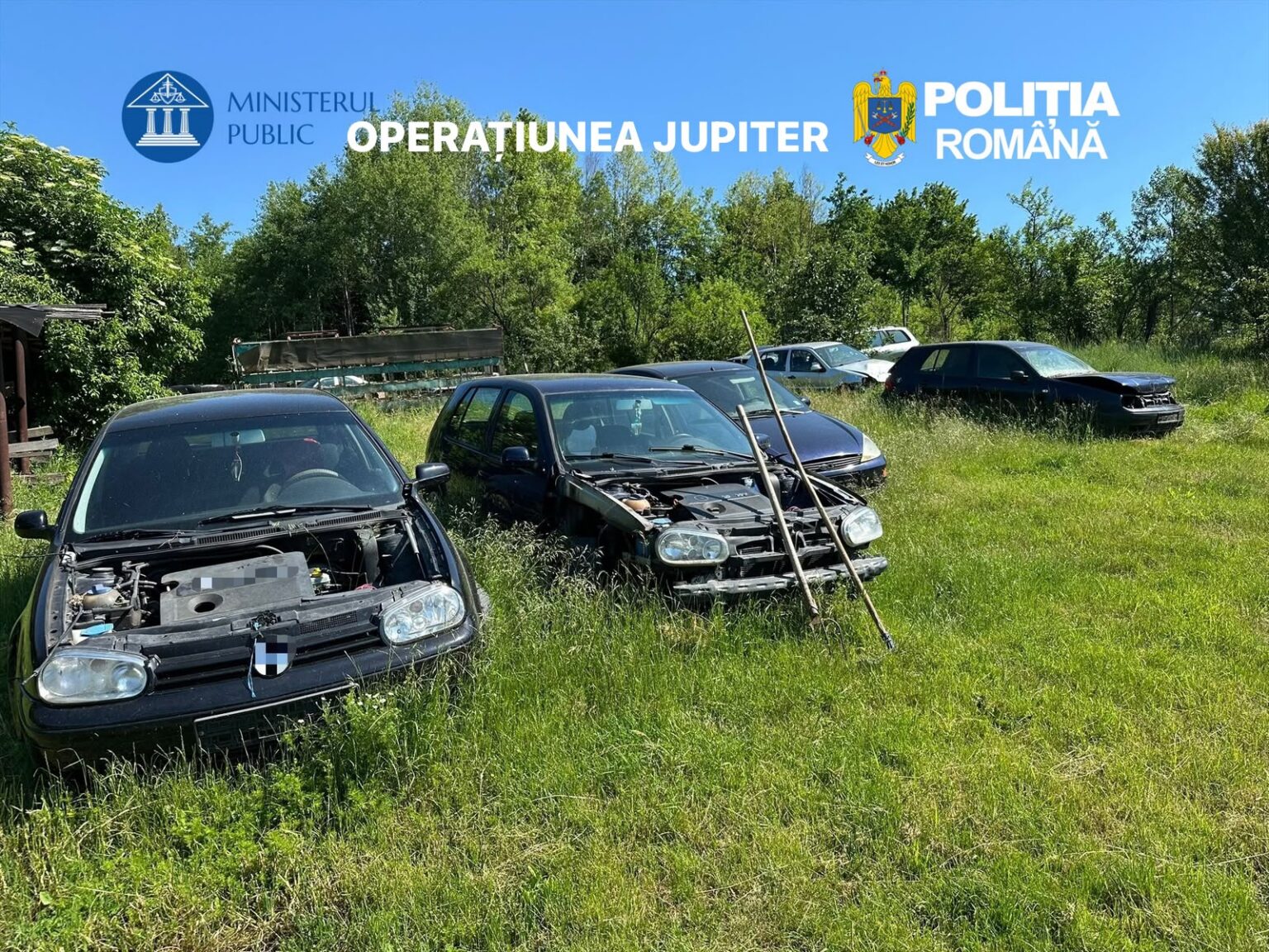 Vâlcea: 30 de tone de deșeuri găsite la dezmembrări auto