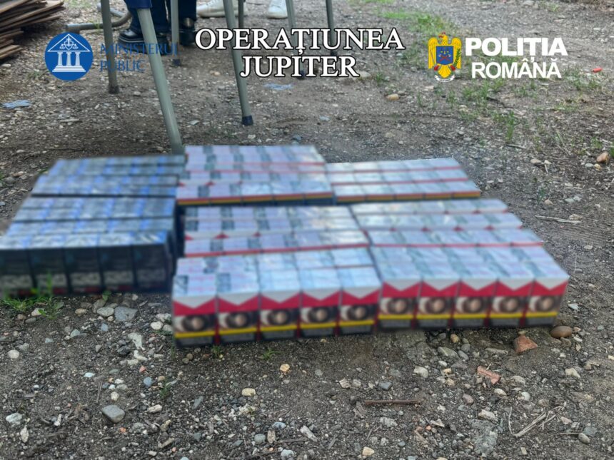 Articole pirotehnice și țigări, confiscate la percheziții