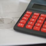 Contabilul de la Finanțe și paradoxul taxelor din 2026