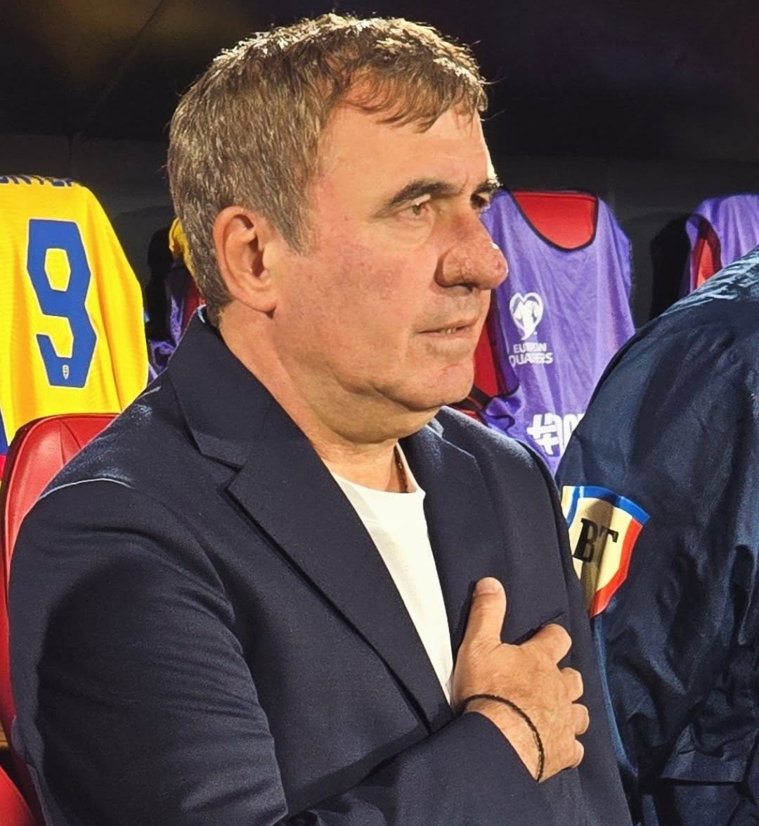 Gică Hagi, debut confuz pe banca României