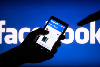 Facebook a picat