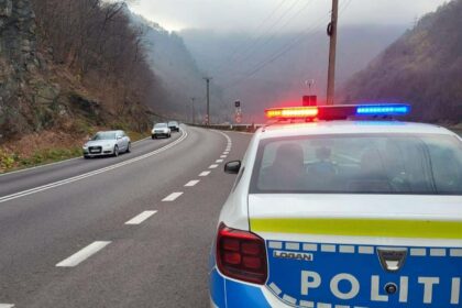 Amenzile de circulație neplătite suspendă permisul. Foto: Poliția Română﻿