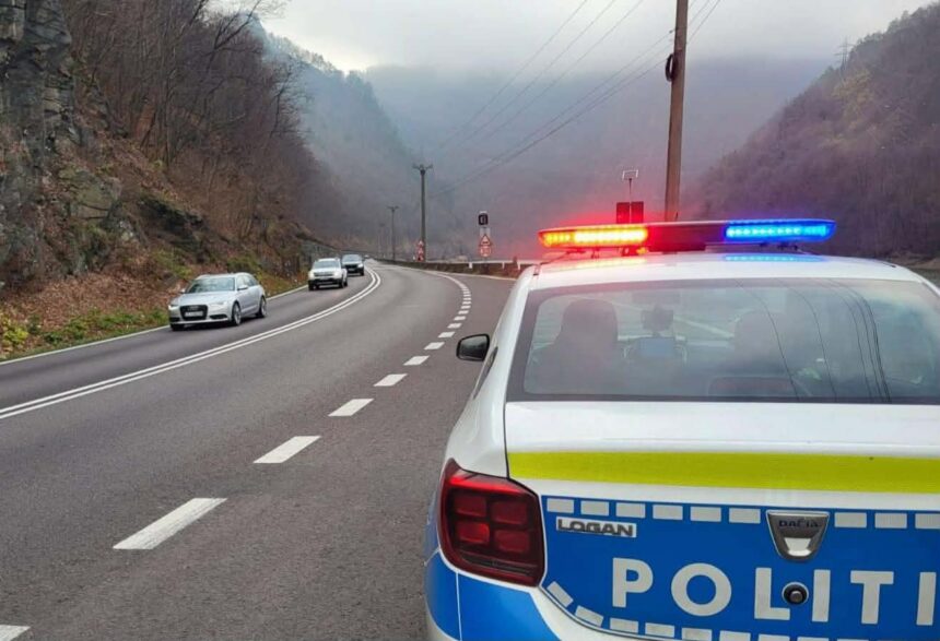 Amenzile de circulație neplătite suspendă permisul. Foto: Poliția Română﻿