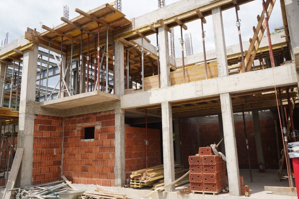 Patru proiecte majore schimbă economia din Gorj - Jurnalul Olteniei – Știri din Craiova și Oltenia Patru proiecte majore schimbă economia din Gorj