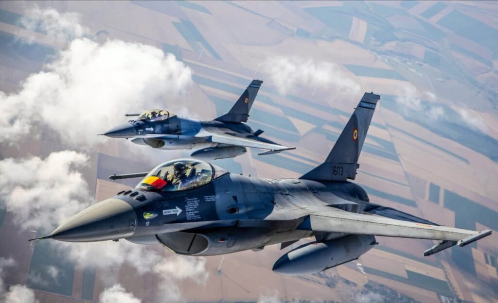 A treia dronă doborâtă de un F-16 românesc. Foto: Facebook/ arhiva MApN, Bogdan Pantilimon