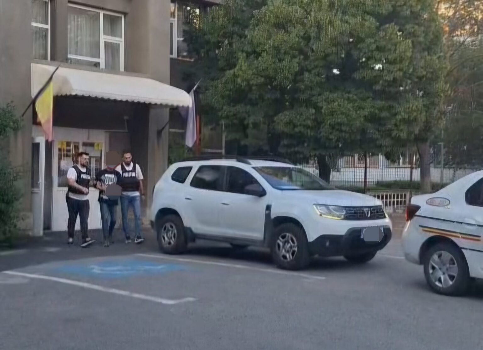 Craiova: Un bărbat a fost reținut după ce și-a bătut mama