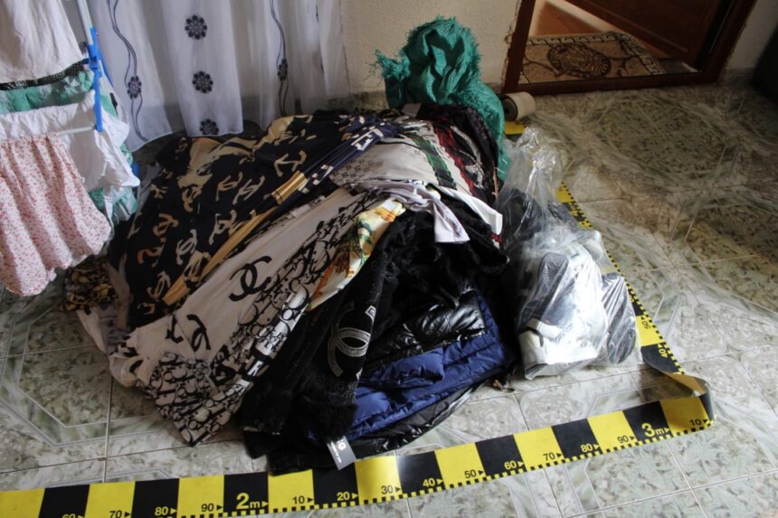 Percheziții în Gorj: Catalizatoare provenite din furturi și haine cu mărci celebre, în vizorul polițiștilor