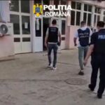 Percheziții în Gorj și Mehedinți