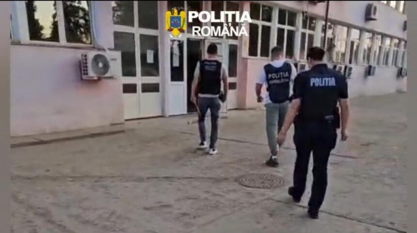 Percheziții în Gorj și Mehedinți