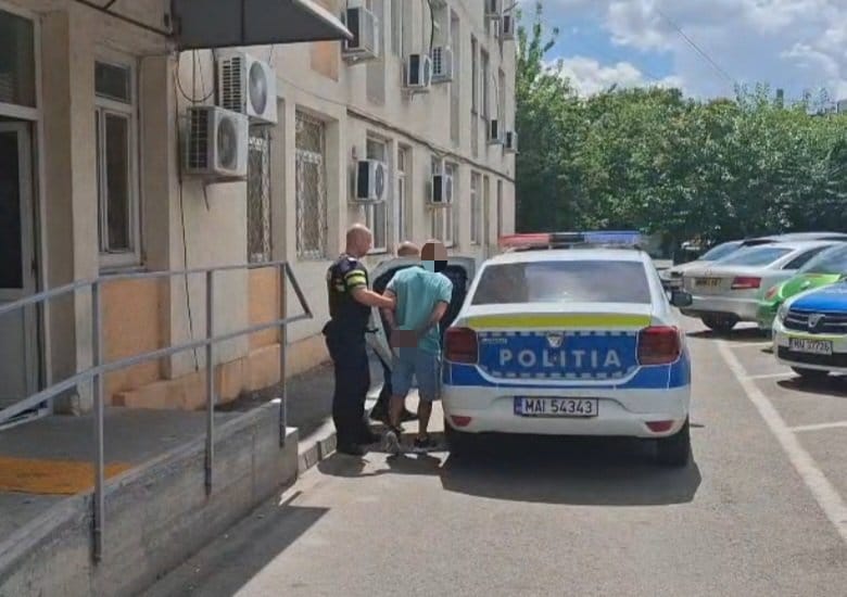 Craiova: Hoț reținut după ce a furat dintr-o sală de jocuri