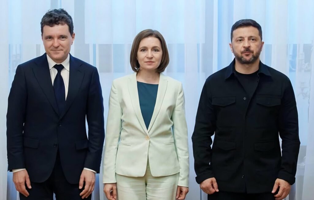 Nicușor Dan, Maia Sandu și Volodimir Zelenski, la Summitul „Ucraina – Europa de Sud-Est”, 2025. Foto: presidency.ro