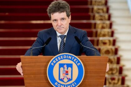 România evită ”junk-ul”. Nicușor Dan: Statul funcționează