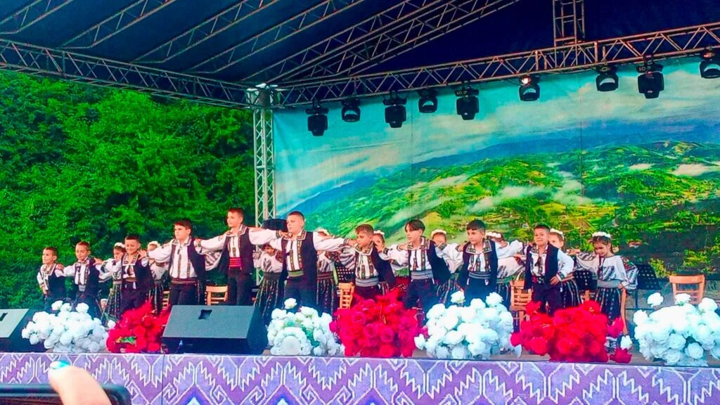 Festivalul „Ponoare, Ponoare” și-a desemnat câștigătorii - Jurnalul Olteniei – Știri din Craiova și Oltenia Festivalul „Ponoare, Ponoare” și-a desemnat câștigătorii