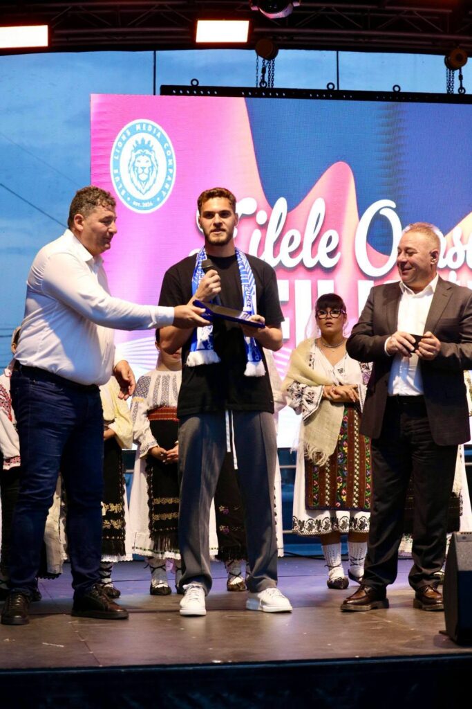 Laurențiu Popescu, Cetățean de Onoare la Filiași - Jurnalul Olteniei – Știri din Craiova și Oltenia Laurențiu Popescu, Cetățean de Onoare la Filiași