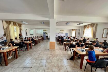 Cupa Comunei Malovăț la șah: aproape 100 de participanți. Foto: Facebook/ Consiliul Judetean Mehedinti