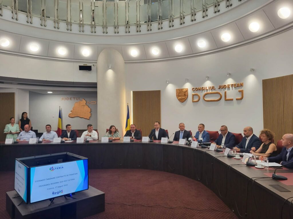 Contracte de finanțare cu o valoare totală de peste 42 de milioane de euro, înmânate de ADR Sud-Vest Oltenia