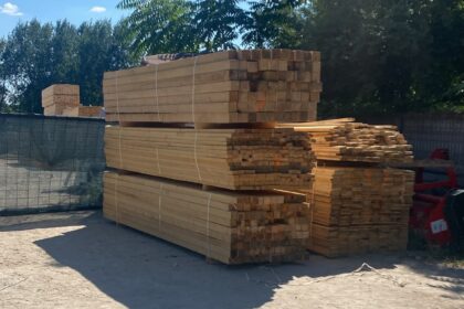 Dolj: Cherestea confiscată și dosar penal pentru un șofer