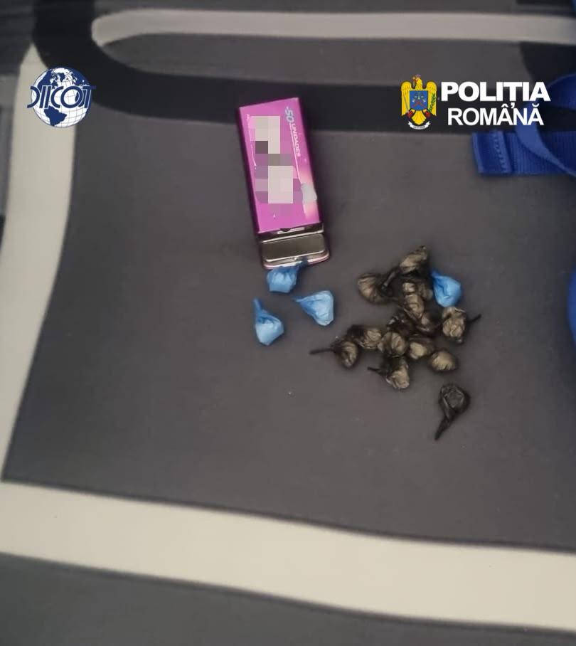 Flagrant pentru trafic de droguri în Vâlcea - Jurnalul Olteniei – Știri din Craiova și Oltenia Flagrant pentru trafic de droguri în Vâlcea