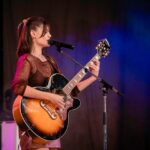 Silvia Marina Ceche, din Craiova, a câștigat Marele Premiu și Trofeul Festivalului „Poarta Sărutului”, ediția a XXIV-a, la Târgu Jiu.