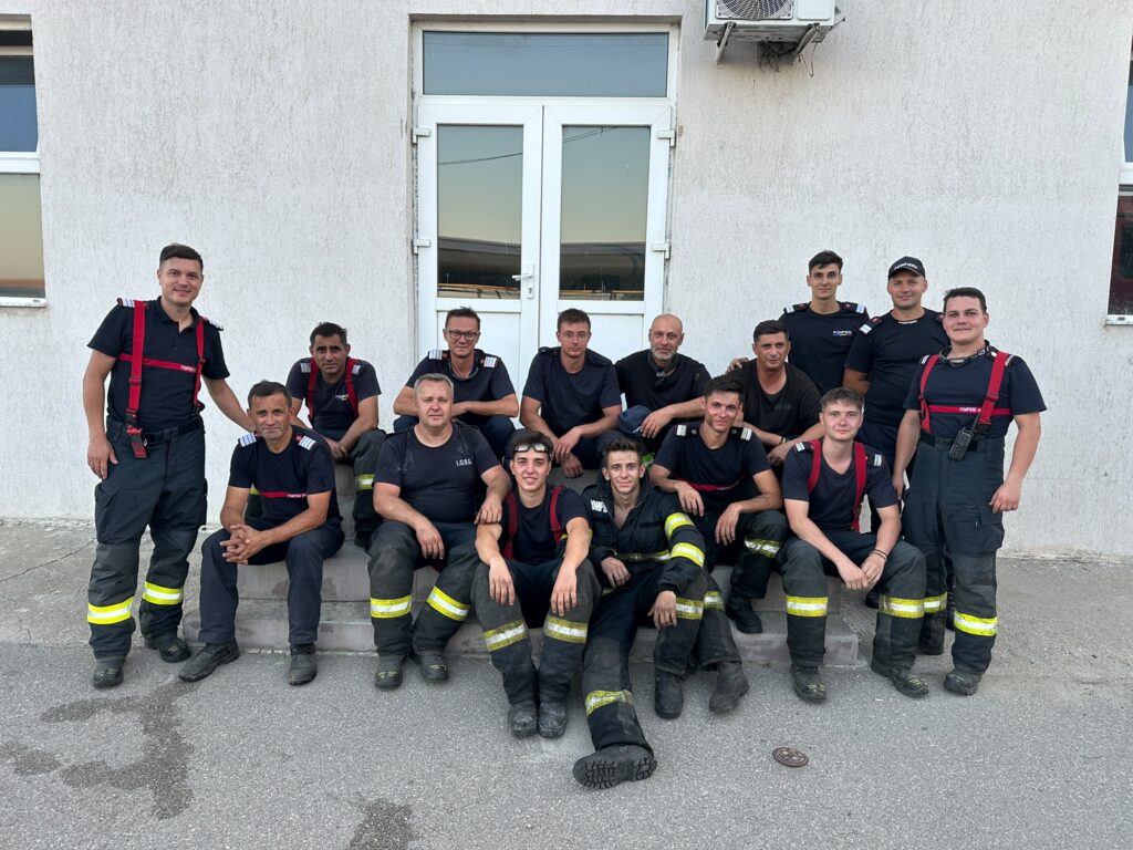 Mehedinți: pompierii, în lupta cu incendiile de vară