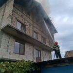 Incendiu intenționat la o casă din Lădești: O victimă
