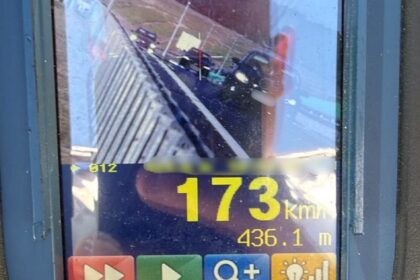 173 km/h pe DEx Craiova-Pitești. Șoferul a rămas fără permis