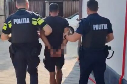 Bărbat din Bucovăț, reținut după ce și-a bătut soția