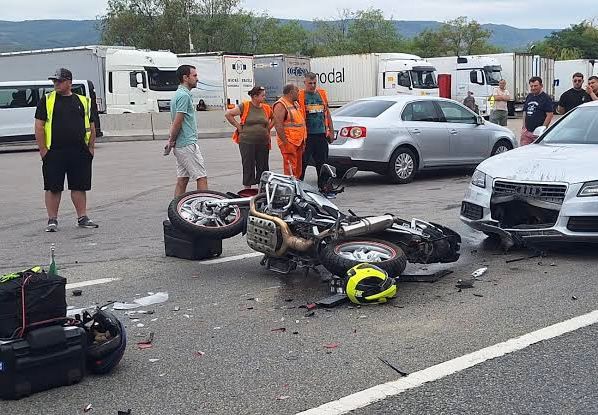 Accident grav pe DN 6 la Severin: Trafic blocat ambele sensuri