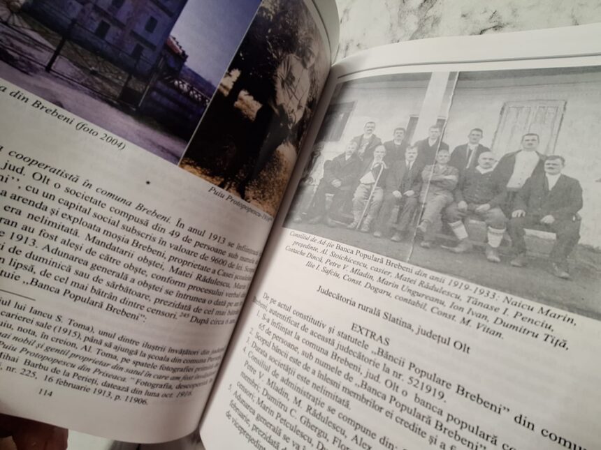 Black-and-white group photo of men in suits and hockey gear posed outside a building, printed in a historical magazine page with Romanian captions.